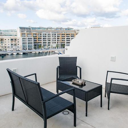 B&B Marina Ta Xbiex Bagian luar foto